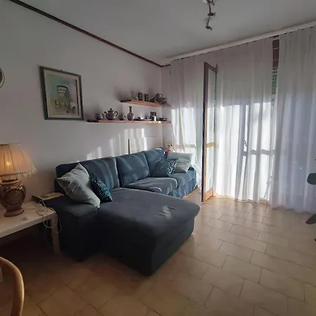 Διαμέρισμα Mare E Monti A Marina Di Μάσσα