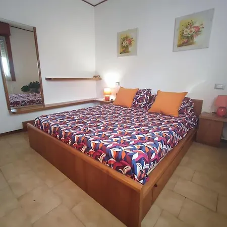 Διαμέρισμα Mare E Monti A Marina Di *